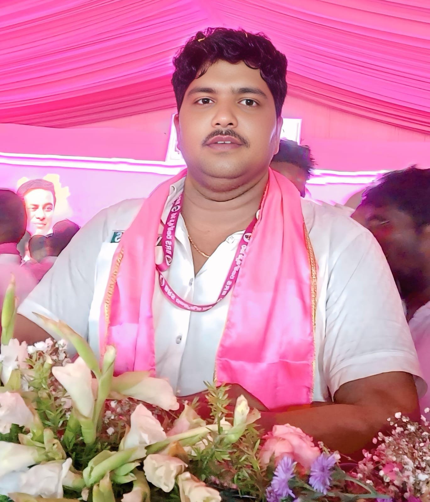 తెలంగాణ తొలి ముఖ్యమంత్రి కేసీఆర్ కి సిట్ నోటీసులు ఇవ్వడాన్ని తీవ్రంగా ఖండిస్తున్నాం